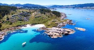 Φωτογραφία από το άλμπουμ του Apartamento en Aldán , Playa a 2 min , Vistas a la montaña σε Aldan