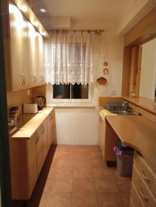 Una cocina o cocineta en Vila Heda