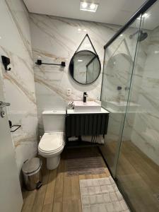 Koupelna v ubytování Hotel & Residence Sol Alphaville Flat + 51 fotografií