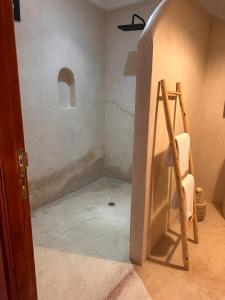 Ένα μπάνιο στο Villa Léa 1 +15 φωτογραφίες