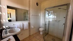 Ένα μπάνιο στο Pelicans Perch +6 φωτογραφίες