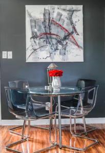 Φωτογραφία από το άλμπουμ του Village District Condo σε Ράλεϊ