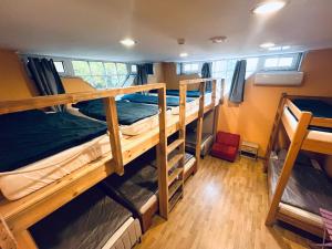 Ένα ή περισσότερα κρεβάτια σε δωμάτιο στο DOKK Agárd