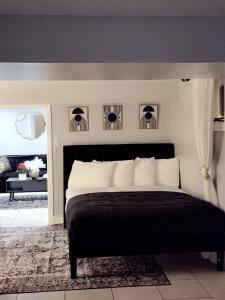 Фотография из галереи Modern Newark 1BR Apartment, Near Penn Station and EWR в Ньюарке