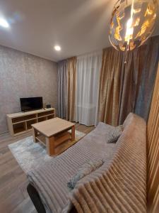 Μια τηλεόραση ή/και κέντρο ψυχαγωγίας στο Goldi