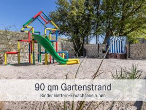 Parc infantil de Ferienwohnung KIEK RUT - familienfreundlich, Grillkamin und Sauna 44 fotos més