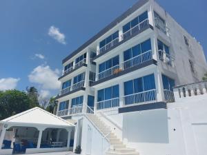 Το κτήριο όπου στεγάζεται  το διαμέρισμα