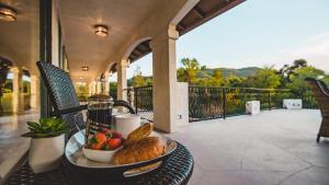 Еда / где поесть недалеко от виллы