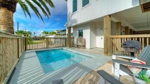 Hồ bơi trong/gần Wild Horse by AvantStay Walk to Beach Pool