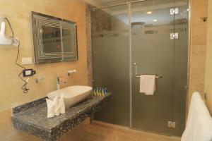 Ένα μπάνιο στο Jewel pyramids & Grand museum view