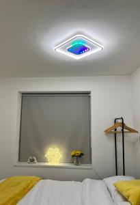 Imagen de la galería de Newly renovated, modern studio within a detached, en Sheffield 8 fotos más