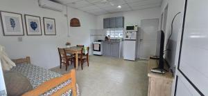 Кухня или мини-кухня в Pringles Dpto Temporario
