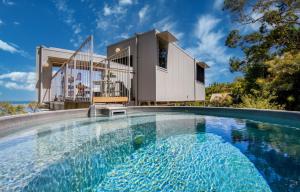 Πισίνα στο ή κοντά στο Cantilever Seaview Pavilion