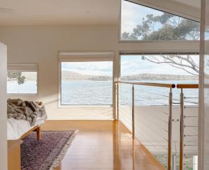 Природа в окрестностях дома для отпуска +16 фотографий