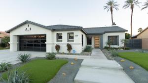 Budova, kde se prázdninový dům nachází