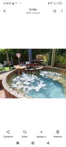 Бассейн в Casa hermosa en la playa или поблизости