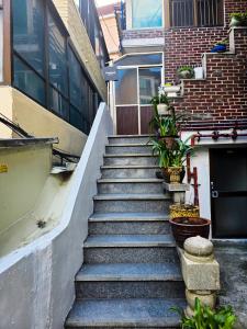 Fotografie z fotogalerie ubytování kspo dome 윤슬스테이 잠실 롯데타워 올림공원 중앙보훈병원역6분 커플 명동 홍대 동대문 jyp v Soulu