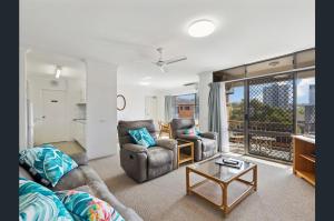 Гостиная зона в Coastal Comfort Sandcastles 221