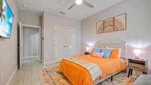 Ένα ή περισσότερα κρεβάτια σε δωμάτιο στο Graford by AvantStay Hot Tub Firepit Mini Putt