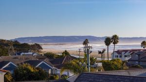 Природа в окрестностях дома для отпуска