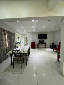 TV/trung tâm giải trí tại Lautoka accommodation