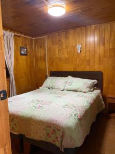 Una cama o camas en una habitación de Ruperta Home