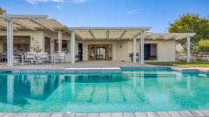 Bazén v ubytování Summit Ranch by AvantStay Infinity Pool Views nebo v jeho okolí