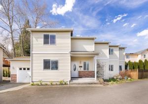 Tòa nhà nơi nhà nghỉ dưỡng tọa lạc