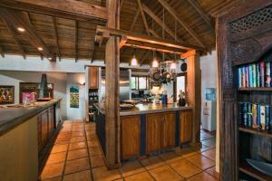 Φωτογραφία από το άλμπουμ του Mariposa del Mar Oceanfront villa with private pool σε Juticalpa