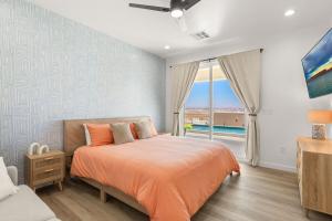 Postel nebo postele na pokoji v ubytování Lakeview Oasis at Powell + 64 fotografií