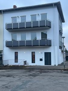 Το κτήριο όπου στεγάζεται  το διαμέρισμα