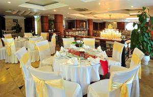 Εστιατόριο ή άλλο μέρος για φαγητό στο Camela Hotel & Resort