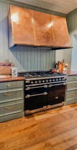 Nhà bếp/bếp nhỏ tại Manor House With Panoramic Views Of Jotunheimen