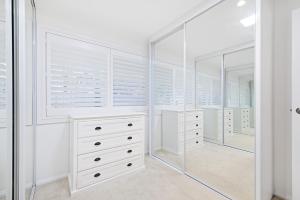 Un baño de Spacious 4-Bed Home Near Avalon Beach