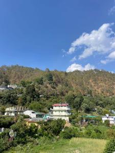 Un paisaje natural cerca de la habitación en casa particular
