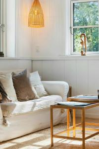 Et opholdsområde på Bright Summer House By Balka Beach On Bornholm