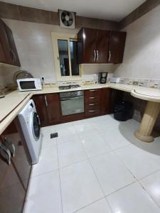 Fotografie z fotogalerie ubytování Alkhuzama Apartment v Mecce