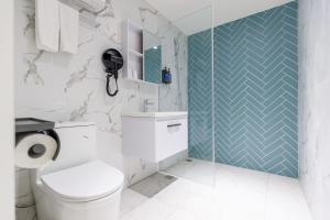 Un baño de SL MOTEL