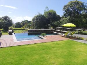 Фотография из галереи L'enclos Pandora à SAINTE ROSE в городе Сент-Роз +18 фотографий