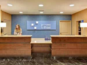 Ο χώρος του λόμπι ή της ρεσεψιόν στο Holiday Inn Express Hotel & Suites Grand Island By IHG +64 φωτογραφίες