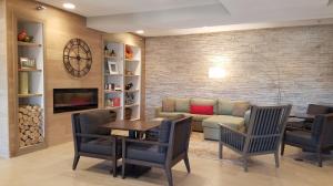 Galeriebild der Unterkunft Country Inn & Suites by Radisson, St Cloud West, MN in Saint Cloud