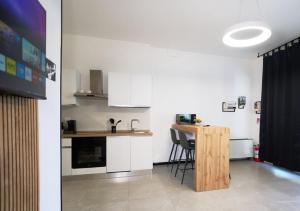 Η κουζίνα ή μικρή κουζίνα στο Teodorico 21 Center & Comfort