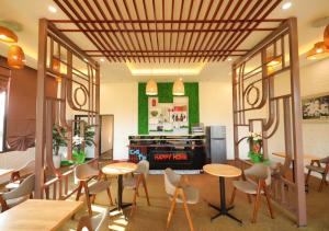 Εστιατόριο ή άλλο μέρος για φαγητό στο Happy Home Đồng Bèn