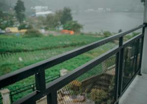 Naturlandskabet i nærheden af lodgen