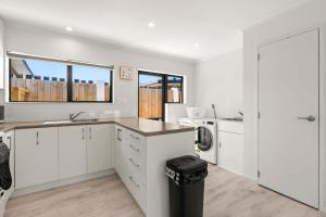 Η κουζίνα ή μικρή κουζίνα στο Sea-cret Hideaway