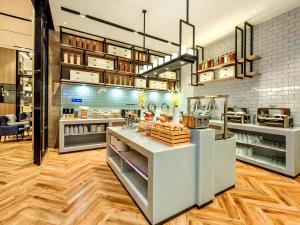 Jídlo v hotelu nebo okolí