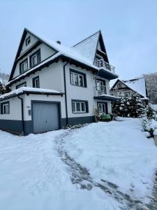 Το Przytulne Apartamenciki tuż przy Termach i Parku, nieopodal szlak na Turbacz, GPN, KGP τον χειμώνα