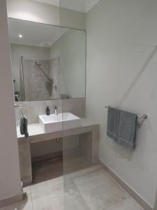 Phòng tắm tại Home on Haven Hill +8 ảnh