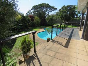 Hồ bơi trong/gần Home on Haven Hill