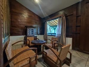 Posezení v ubytování Forest Resort Lembang